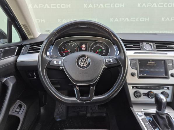 Volkswagen Passat B8 с пробегом 2017 года, цена 1 980 000 рублей, 96799 км, седан, Автокод Объявления
