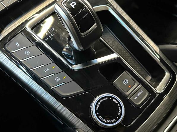 Geely Atlas Pro с пробегом 2023 года, цена 2 080 000 рублей, 62750 км, внедорожник, Автокод Объявления