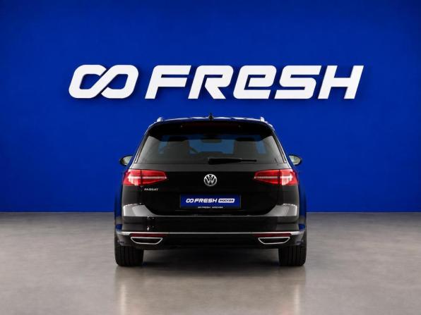 Volkswagen Passat B8 с пробегом 2017 года, цена 3 197 090 рублей, 209647 км, универсал, Автокод Объявления