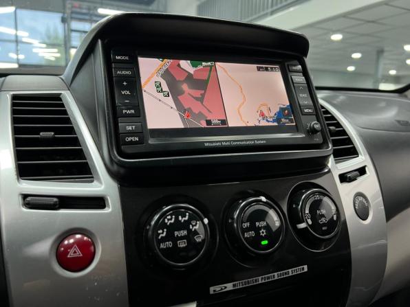 Mitsubishi Pajero Sport II с пробегом 2010 года, цена 1 190 000 рублей, 302283 км, внедорожник, Автокод Объявления