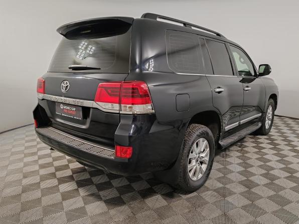 Toyota Land Cruiser 200 Series Рестайлинг 2 с пробегом 2015 года, цена 3 830 000 рублей, 382361 км, внедорожник, Автокод Объявления
