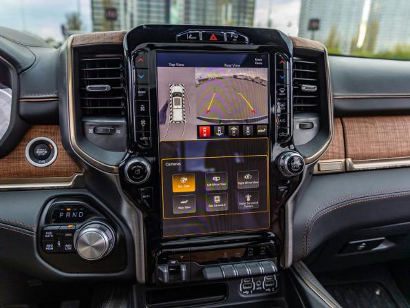 Ram 1500 V с пробегом 2021 года, цена 7 648 000 рублей, 59317 км, offers.body_type.unknown, Автокод Объявления