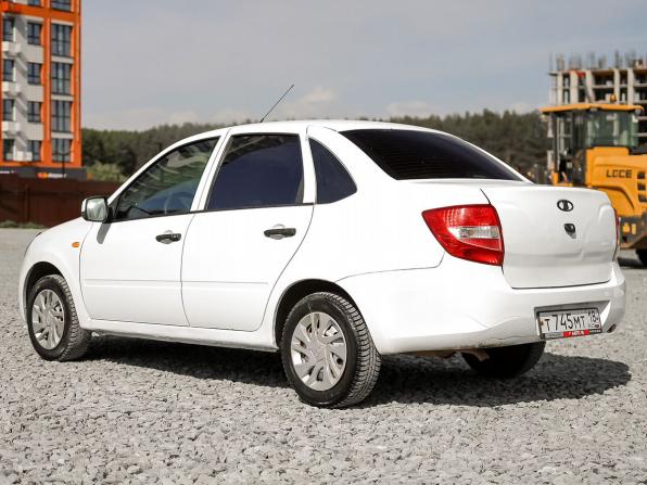 Lada (ВАЗ) Granta I с пробегом 2015 года, цена 299 000 рублей, 187000 км, седан, Автокод Объявления