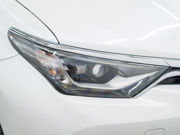 Toyota Auris II Рестайлинг с пробегом 2016 года, цена 1 455 000 рублей, 90000 км, хэтчбек, Автокод Объявления