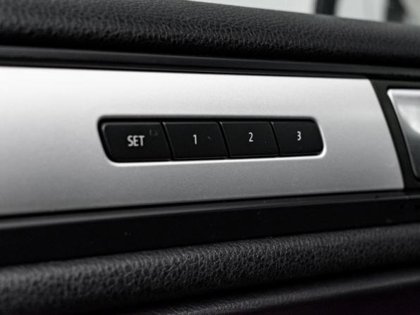 Volkswagen Touareg II с пробегом 2012 года, цена 1 895 000 рублей, 239372 км, внедорожник, Автокод Объявления