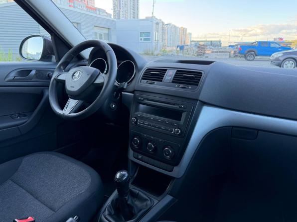 Skoda Yeti I Рестайлинг с пробегом 2014 года, цена 845 000 рублей, 109010 км, внедорожник, Автокод Объявления
