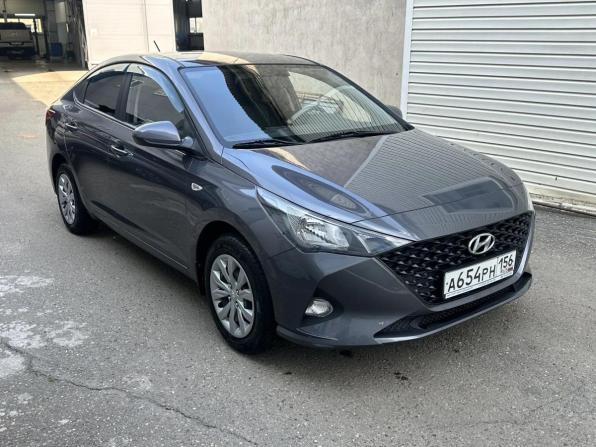 Hyundai Solaris II Рестайлинг с пробегом 2021 года, цена 1 350 000 рублей, 105556 км, седан, Автокод Объявления