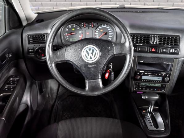 Volkswagen Bora I с пробегом 2005 года, цена 400 000 рублей, 274130 км, седан, Автокод Объявления