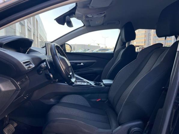 Peugeot 3008 II с пробегом 2019 года, цена 1 640 000 рублей, 154258 км, внедорожник, Автокод Объявления