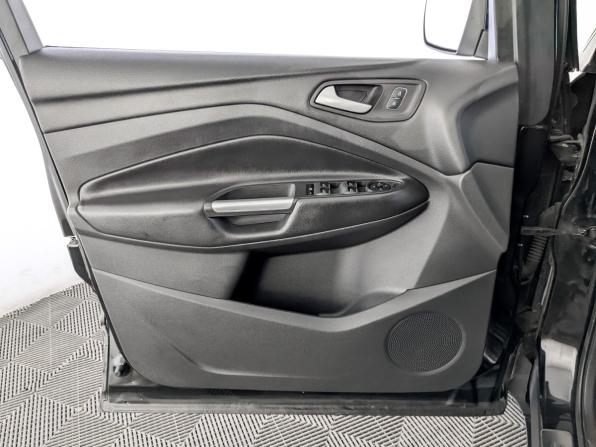 Ford Kuga II Рестайлинг с пробегом 2019 года, цена 1 715 000 рублей, 162754 км, внедорожник, Автокод Объявления