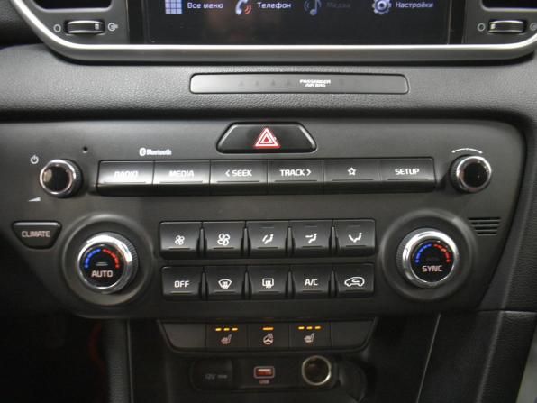 Kia Sportage IV Рестайлинг с пробегом 2021 года, цена 2 949 000 рублей, 63200 км, внедорожник, Автокод Объявления
