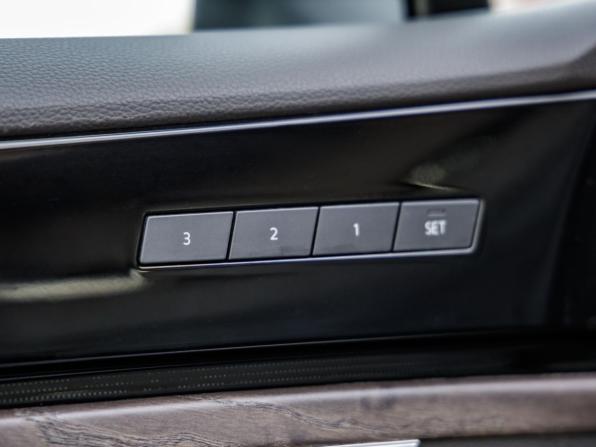 Volkswagen Touareg III с пробегом 2019 года, цена 4 598 000 рублей, 42137 км, внедорожник, Автокод Объявления