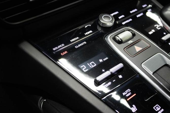 Porsche Cayenne III с пробегом 2019 года, цена 10 719 000 рублей, 64845 км, внедорожник, Автокод Объявления