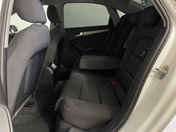 Audi A4 IV (B8) Рестайлинг с пробегом 2013 года, цена 1 314 000 рублей, 213731 км, седан, Автокод Объявления
