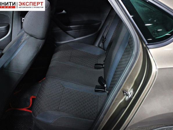 Volkswagen Polo V Рестайлинг с пробегом 2019 года, цена 1 297 000 рублей, 157373 км, седан, Автокод Объявления