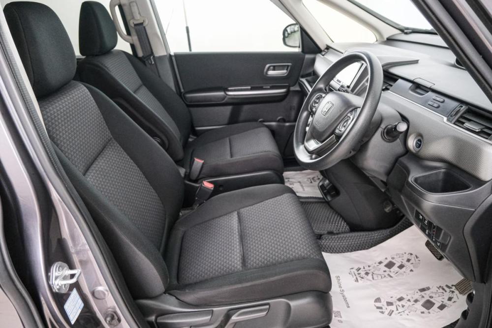 Honda Freed II Красноярск  - изображение 8