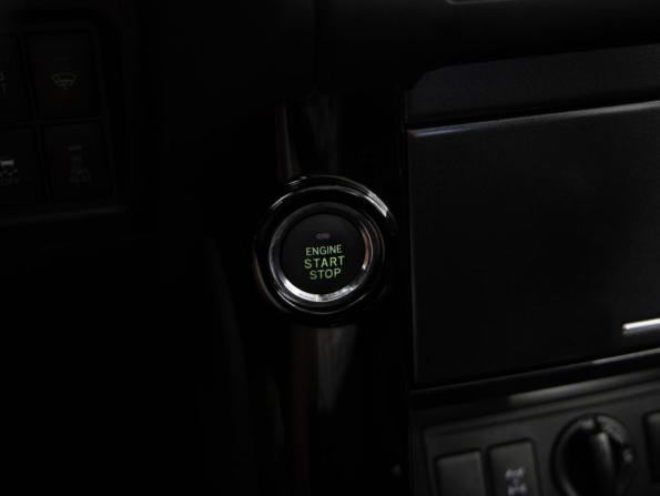 Toyota Land Cruiser Prado 150 Series Рестайлинг 1 с пробегом 2015 года, цена 4 499 000 рублей, 82623 км, внедорожник, Автокод Объявления