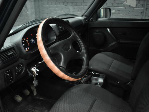 Lada (ВАЗ) Niva Legend с пробегом 2024 года, цена 880 000 рублей, 17057 км, внедорожник, Автокод Объявления