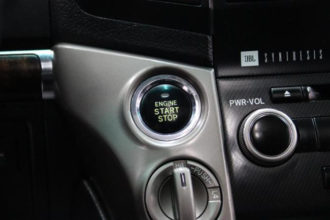Toyota Land Cruiser 200 Series с пробегом 2010 года, цена 2 480 650 рублей, 541840 км, внедорожник, Автокод Объявления