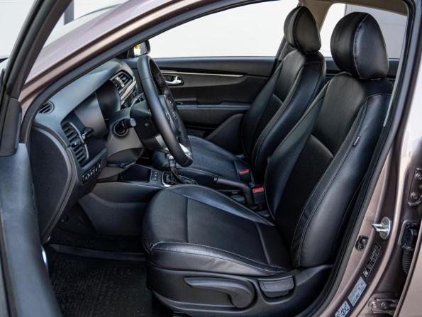 Kia Rio IV с пробегом 2019 года, цена 1 570 000 рублей, 130276 км, седан, Автокод Объявления