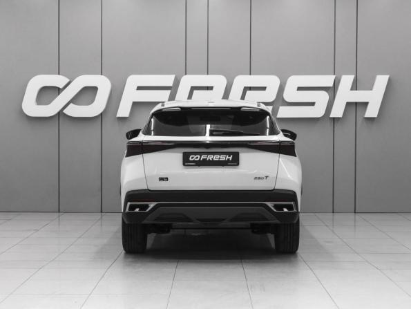 Omoda C5 I с пробегом 2023 года, цена 1 660 000 рублей, 13648 км, внедорожник, Автокод Объявления