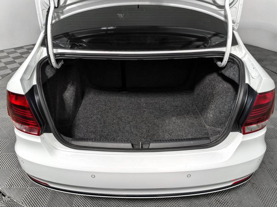 Volkswagen Polo V Рестайлинг Санкт-Петербург  - изображение 18
