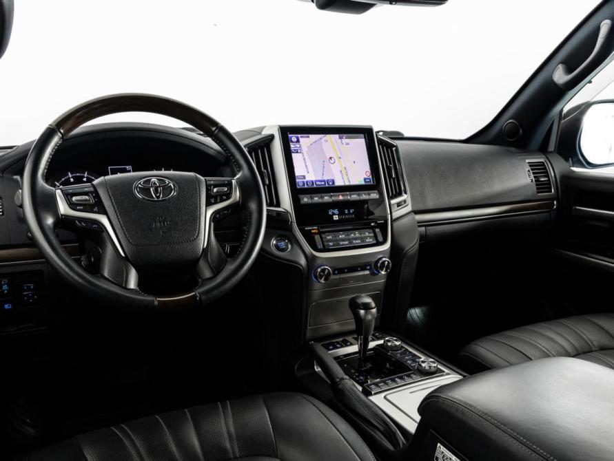 Toyota Land Cruiser 200 Series Рестайлинг 2 Санкт-Петербург  - изображение 17