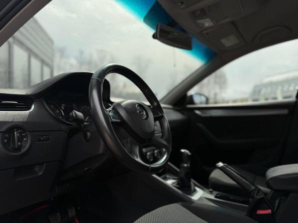 Skoda Octavia III (A7) с пробегом 2013 года, цена 959 000 рублей, 255047 км, лифтбек, Автокод Объявления