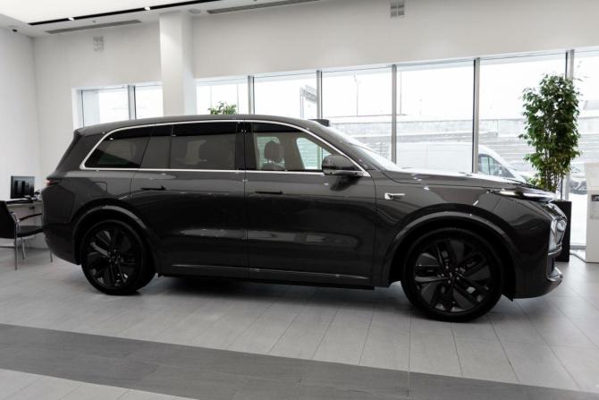 Новый Li Auto (Lixiang) L9 I Рестайлинг 2025 года, цена 11 600 000 рублей, внедорожник, Автокод Объявления