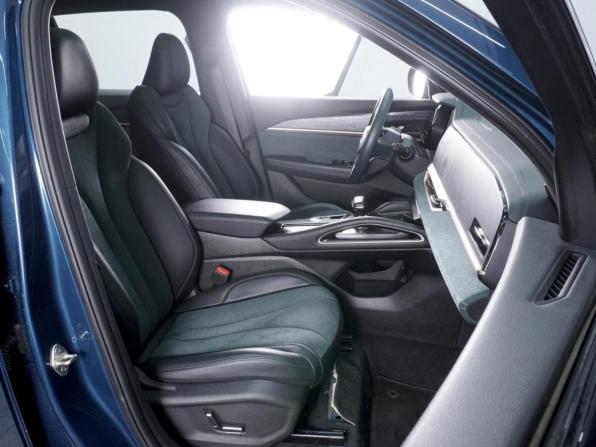 Geely Monjaro I с пробегом 2023 года, цена 3 250 000 рублей, 46401 км, внедорожник, Автокод Объявления