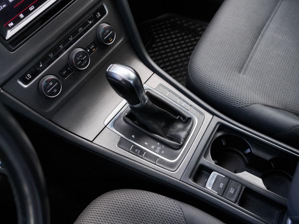 Volkswagen Golf VII с пробегом 2013 года, цена 1 255 250 рублей, 134709 км, хэтчбек, Автокод Объявления