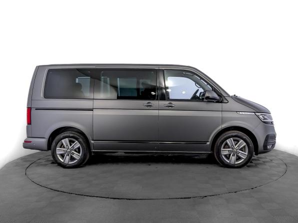 Volkswagen Multivan T6 Рестайлинг с пробегом 2021 года, цена 6 000 000 рублей, 120666 км, минивэн, Автокод Объявления