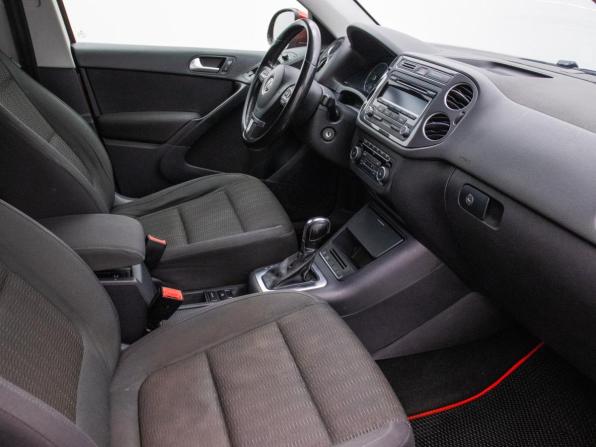 Volkswagen Tiguan I Рестайлинг с пробегом 2012 года, цена 945 000 рублей, 222660 км, внедорожник, Автокод Объявления