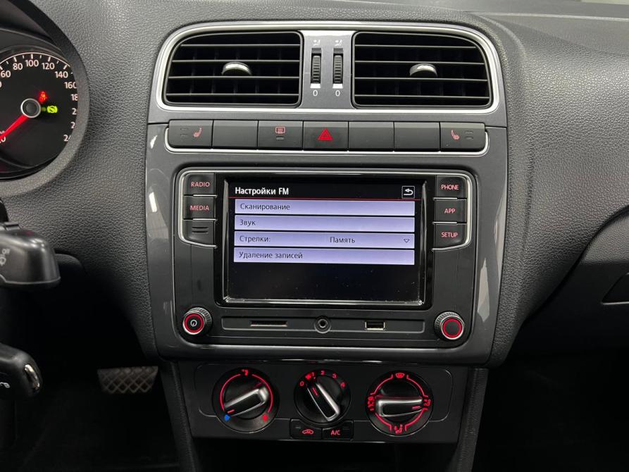 Volkswagen Polo V Рестайлинг Казань  - изображение 14