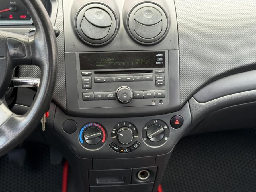 Chevrolet Aveo I Рестайлинг Санкт-Петербург  - изображение 12