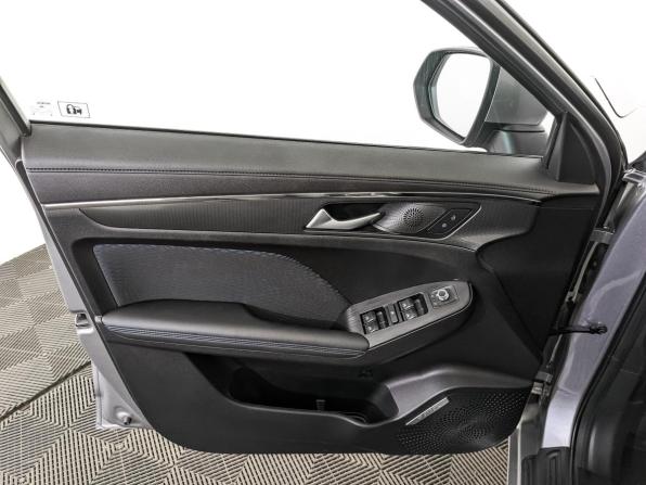 Haval Jolion I с пробегом 2023 года, цена 1 750 000 рублей, 31591 км, внедорожник, Автокод Объявления