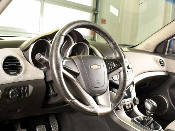 Chevrolet Cruze I Рестайлинг с пробегом 2014 года, цена 795 995 рублей, 169726 км, хэтчбек, Автокод Объявления