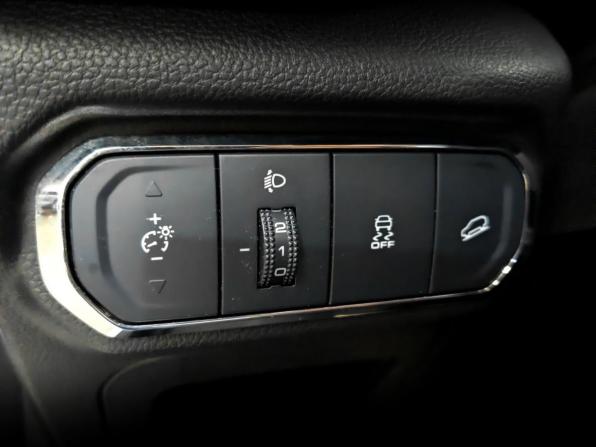 Haval Jolion I с пробегом 2023 года, цена 1 670 000 рублей, 77873 км, внедорожник, Автокод Объявления