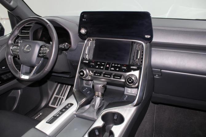 Lexus LX IV с пробегом 2022 года, цена 17 900 000 рублей, 29400 км, внедорожник, Автокод Объявления
