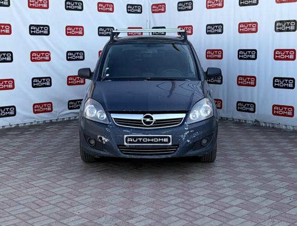 Opel Zafira B Рестайлинг с пробегом 2010 года, цена 379 990 рублей, 270103 км, компактвэн, Автокод Объявления