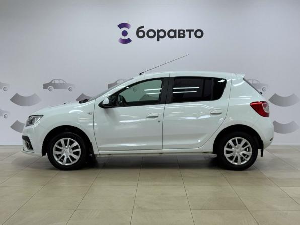 Renault Sandero II Рестайлинг с пробегом 2018 года, цена 919 000 рублей, 169830 км, хэтчбек, Автокод Объявления