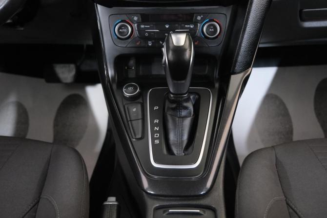 Ford Focus III Рестайлинг с пробегом 2016 года, цена 1 269 000 рублей, 92000 км, седан, Автокод Объявления