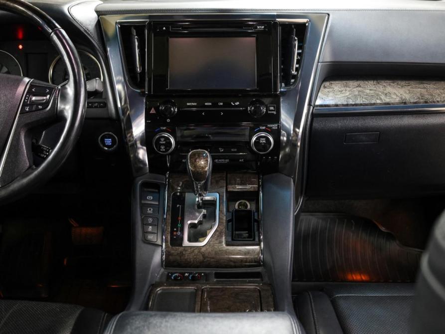 Toyota Alphard III Рестайлинг Москва  - изображение 19