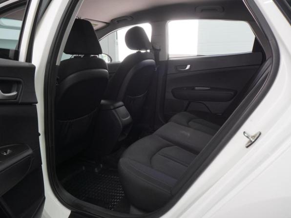 Kia Optima IV Рестайлинг с пробегом 2019 года, цена 1 699 000 рублей, 135050 км, седан, Автокод Объявления