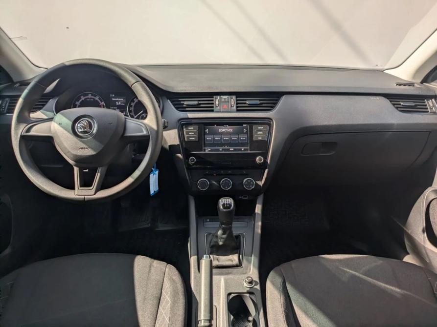 Skoda Octavia III (A7) Рестайлинг Москва  - изображение 9