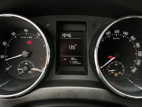 Skoda Yeti I с пробегом 2014 года, цена 990 000 рублей, 71994 км, внедорожник, Автокод Объявления