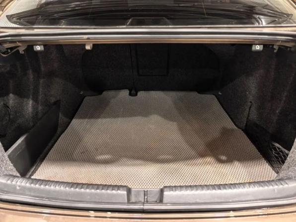 Volkswagen Jetta VI с пробегом 2013 года, цена 980 000 рублей, 166431 км, седан, Автокод Объявления