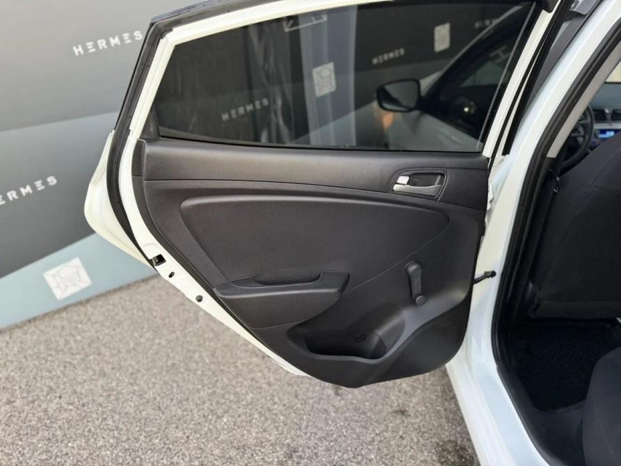 Hyundai Solaris I Рестайлинг Минеральные Воды  - изображение 19