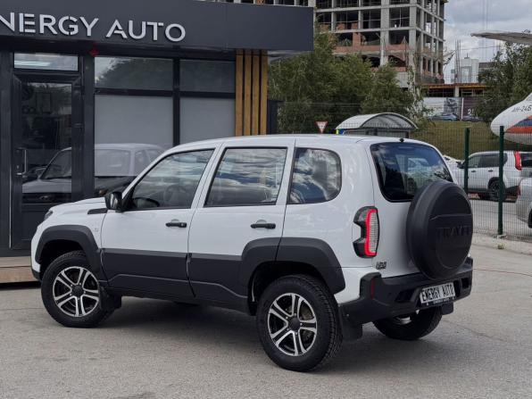 Lada (ВАЗ) Niva Travel I с пробегом 2023 года, цена 910 000 рублей, 27020 км, внедорожник, Автокод Объявления