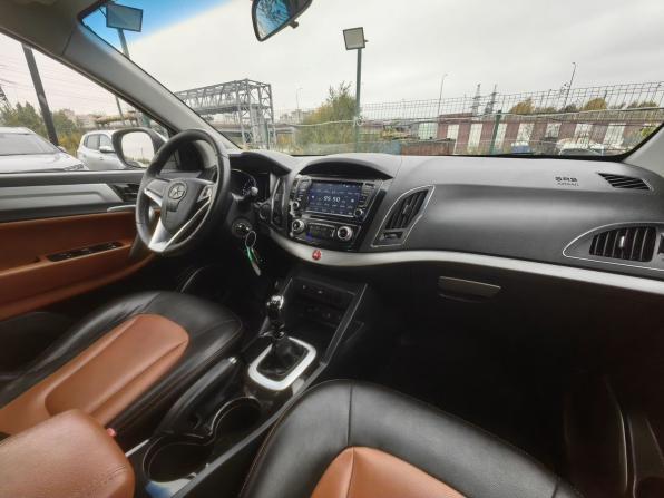 JAC S5 (Eagle) I с пробегом 2014 года, цена 719 000 рублей, 110000 км, внедорожник, Автокод Объявления